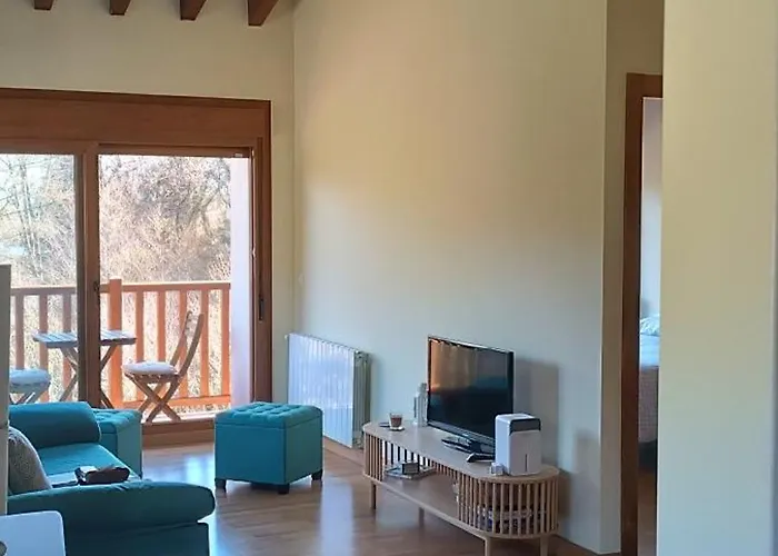 La Casuca Entre Tinas *