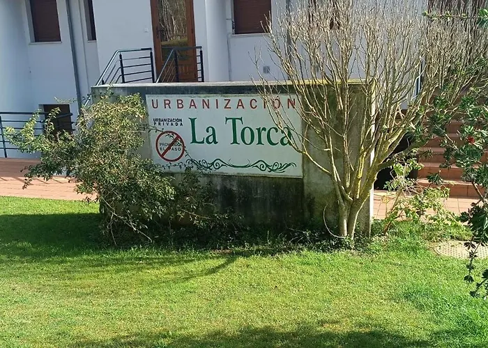 La Casuca Entre Tinas * Pesués